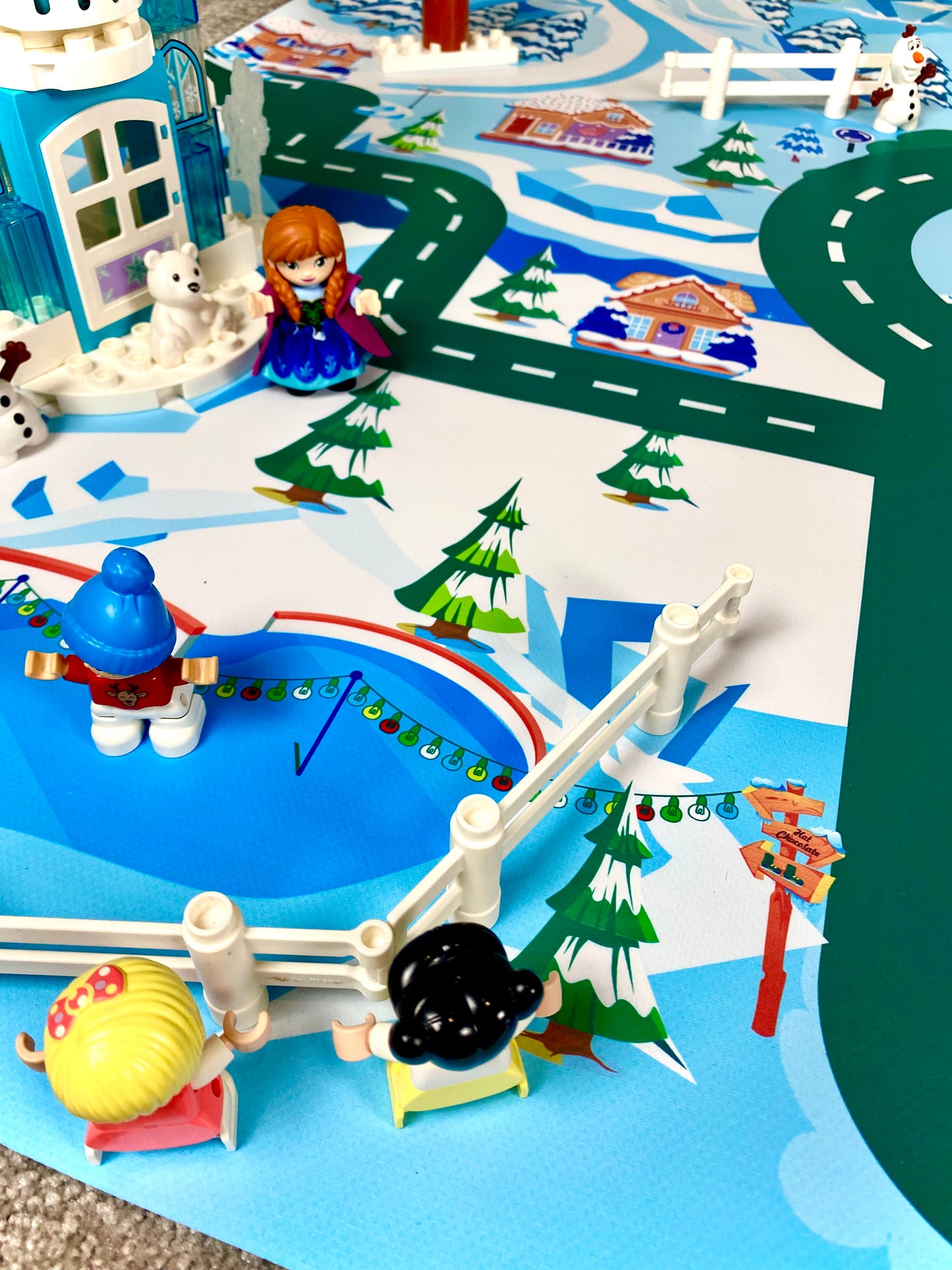 Mata do zabawy z klockami i nie tylko Zimowa Kraina