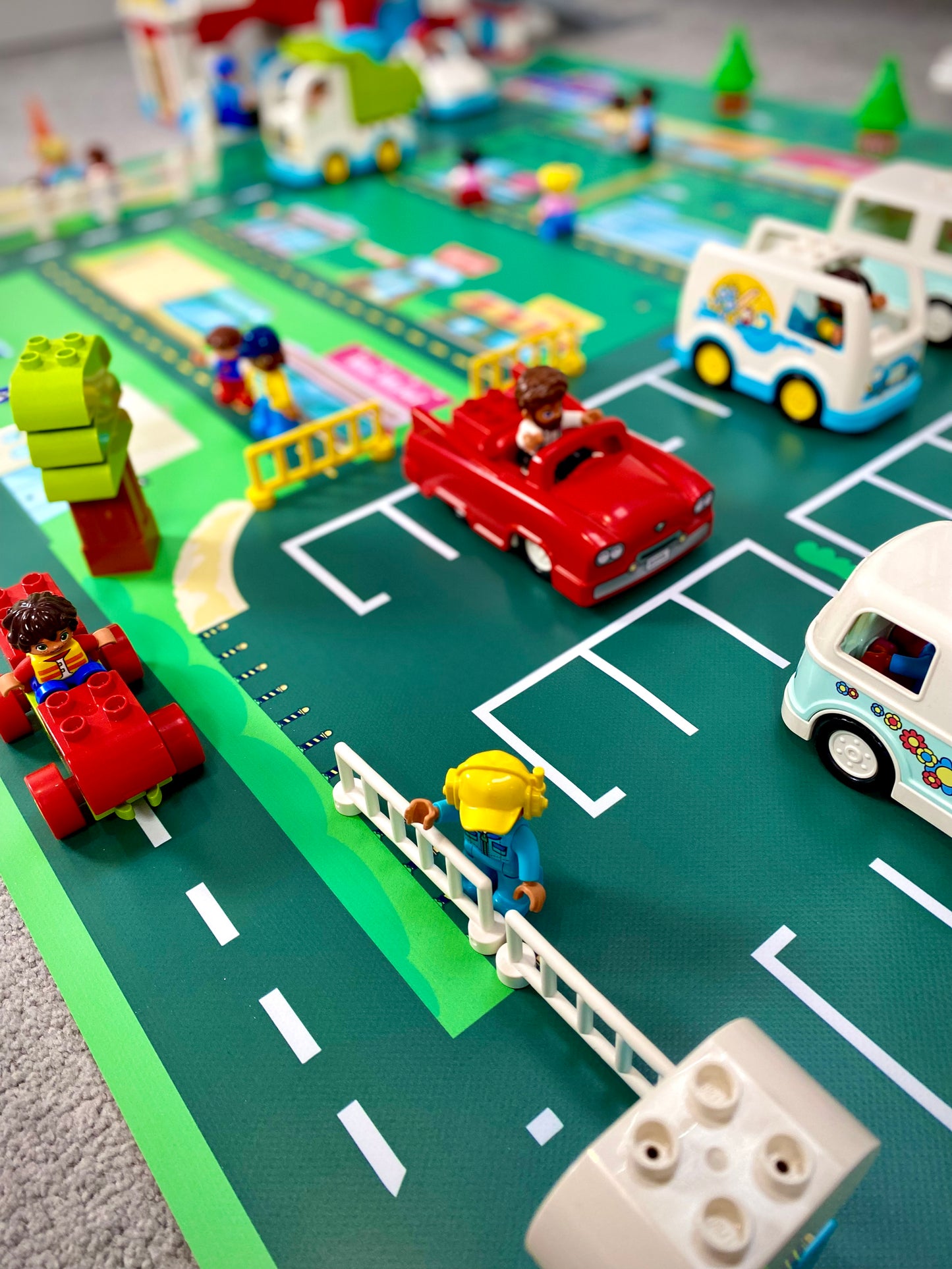 Mata do zabawy z klockami i nie tylko Parking (rozmiar L)