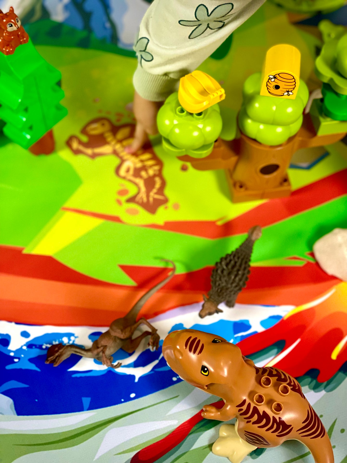 Mata do zabawy z klockami i nie tylko Kraina Dinozaurów