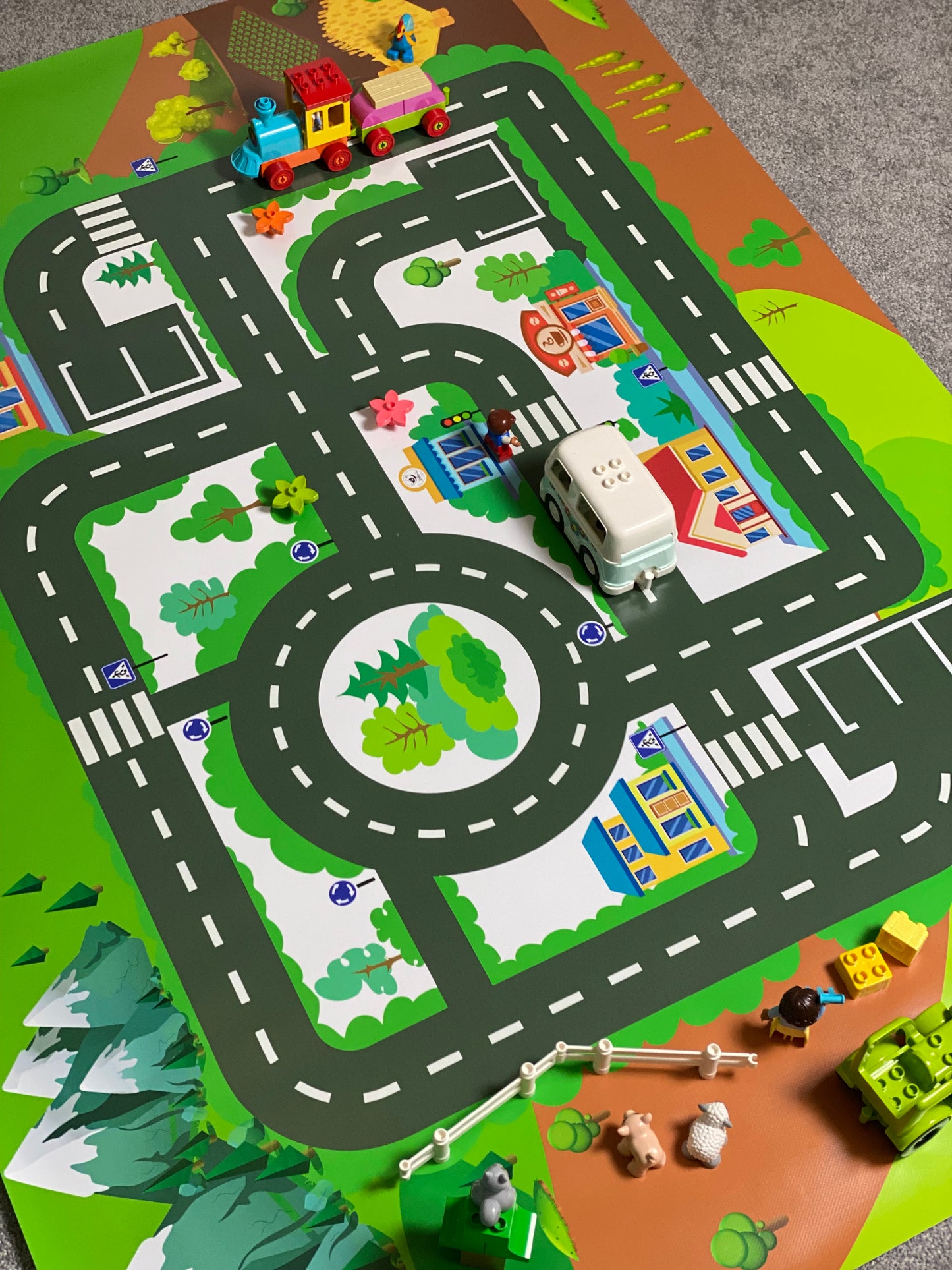 Mata do zabawy z klockami i nie tylko Miasteczko (rozmiar L)