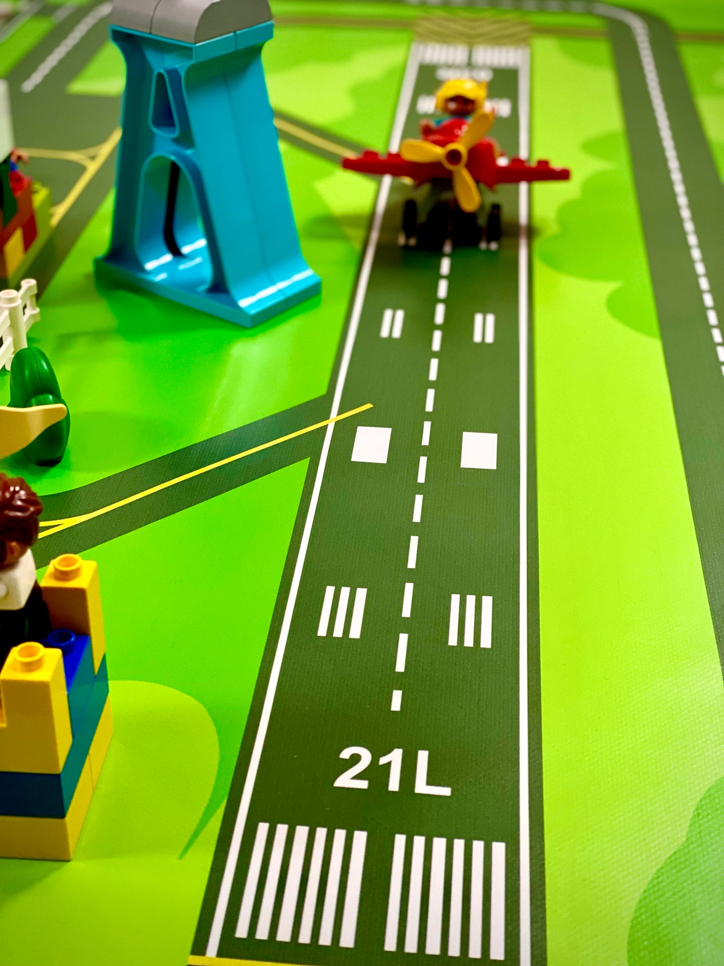 Mata do zabawy z klockami i nie tylko Lotnisko (rozmiar L)