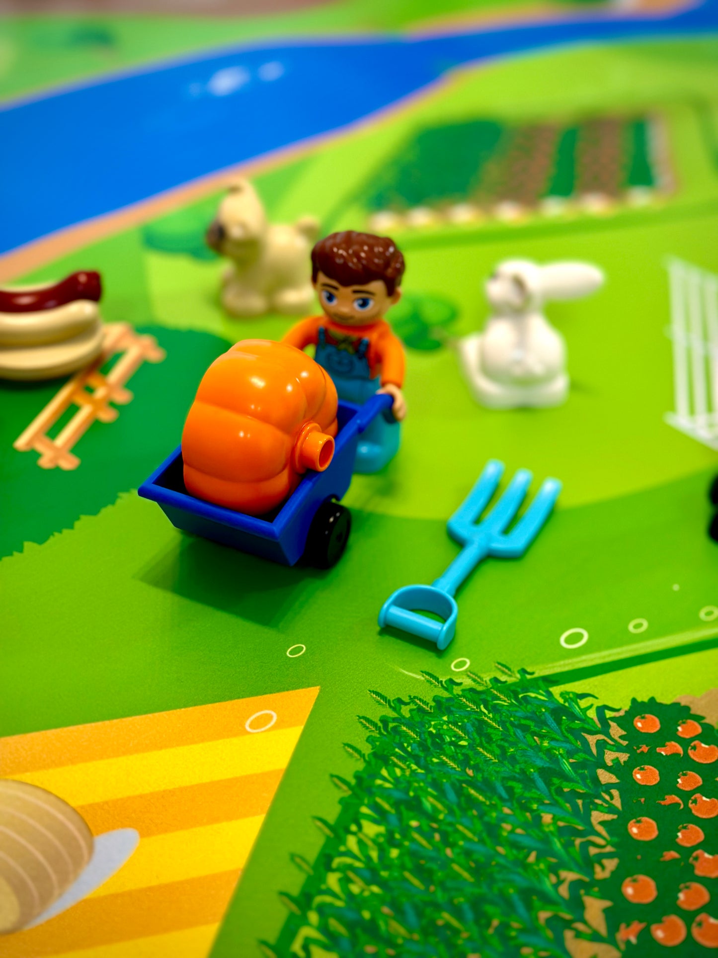 Mata do zabawy z klockami i nie tylko Farma (rozmiar L)