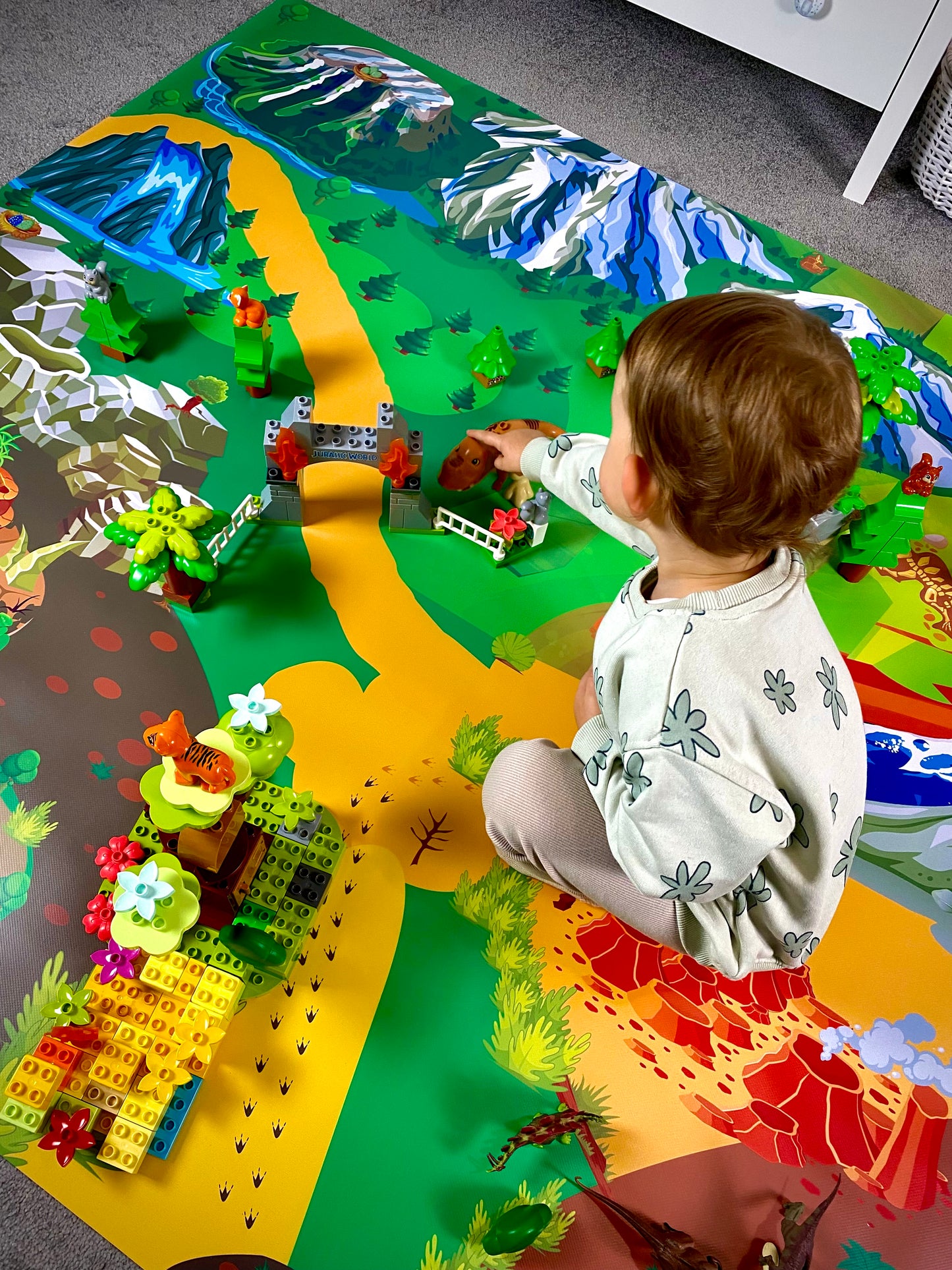 Mata do zabawy z klockami i nie tylko Kraina Dinozaurów
