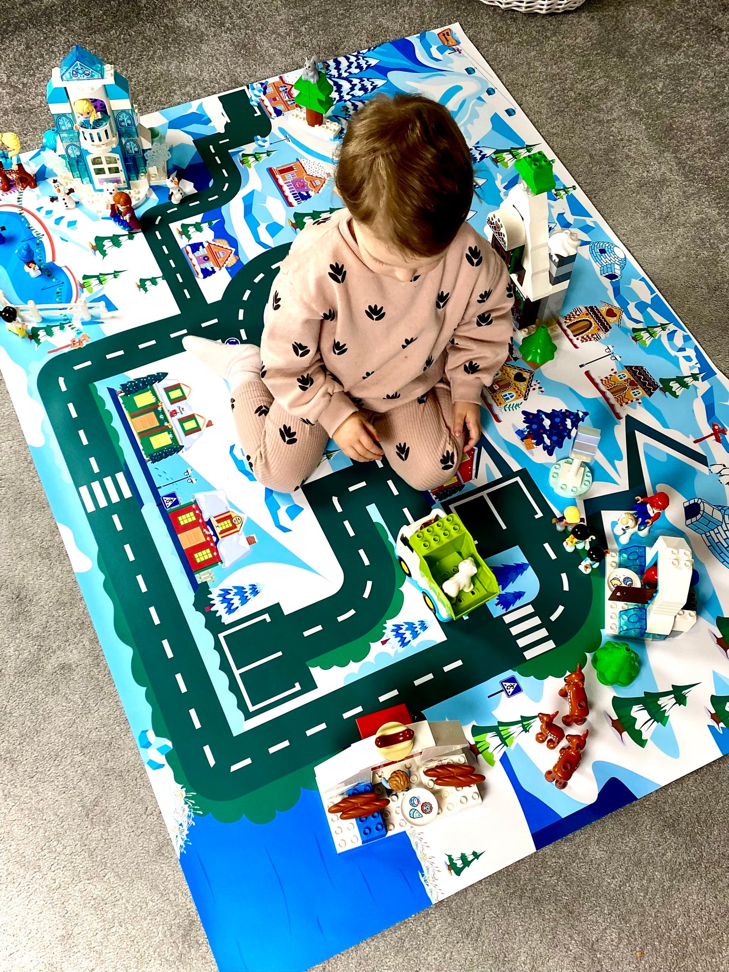 Mata do zabawy z klockami i nie tylko Zimowa Kraina